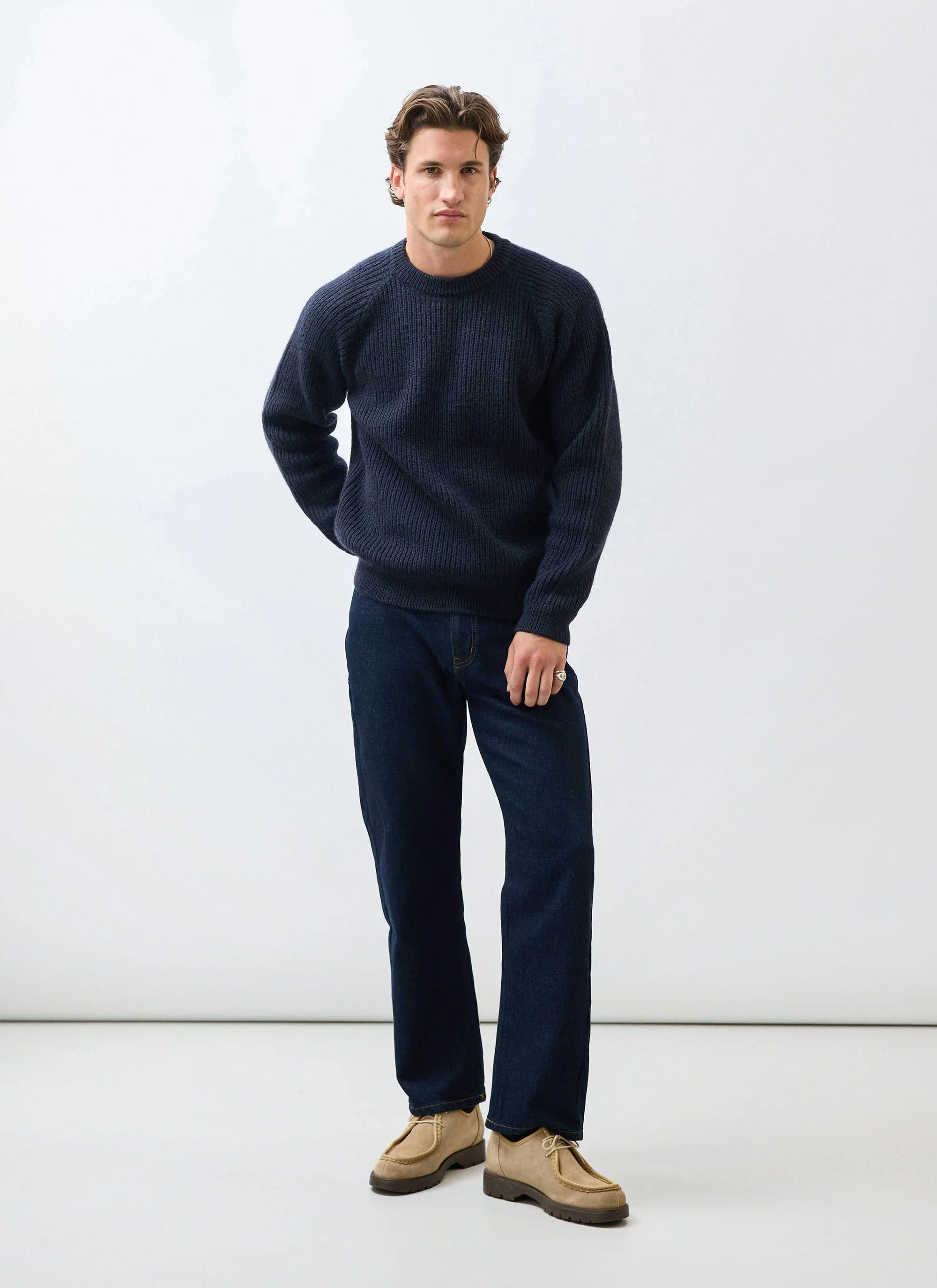 5421-fisherman-raglan-jumper-wool-navy-3.webp Fisherman Raglan Jumper | Wool | Navy