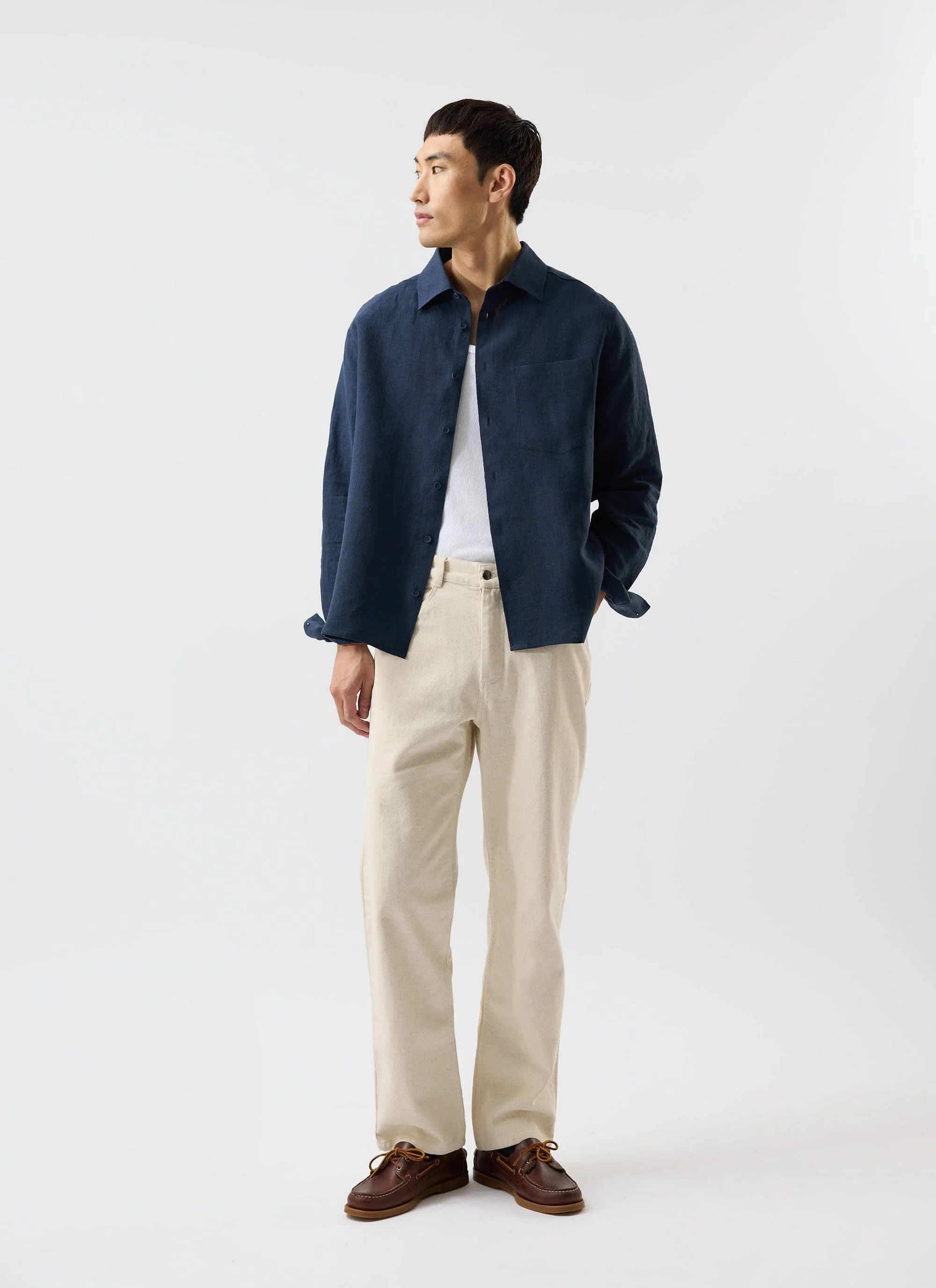 5514-pearce-shirt-linen-navy-2.webp Pearce Shirt | Linen | Navy