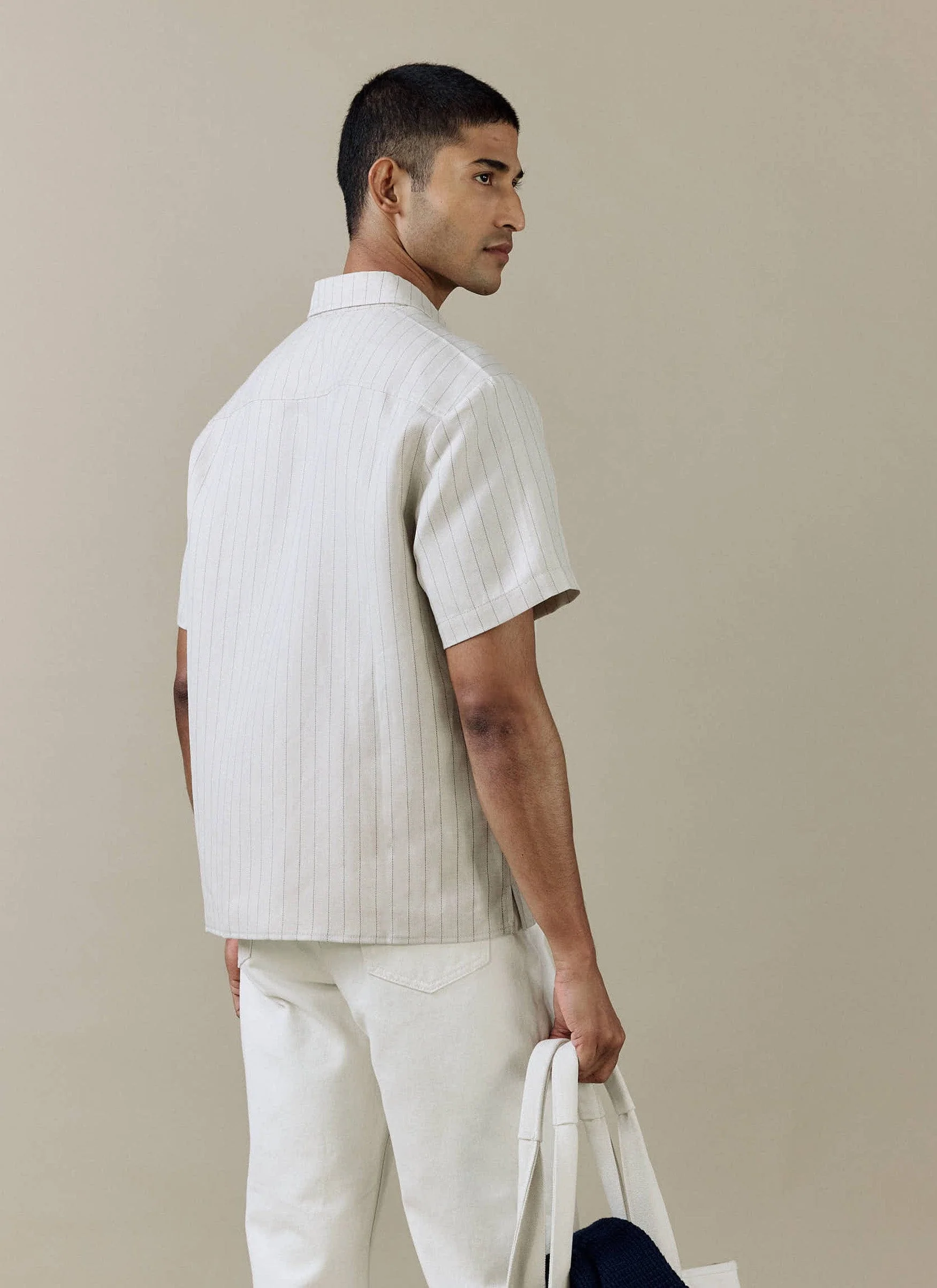 560-striped-boxy-shirt-linen-blend-cream-4.webp Striped Boxy Shirt | Linen Blend | Cream