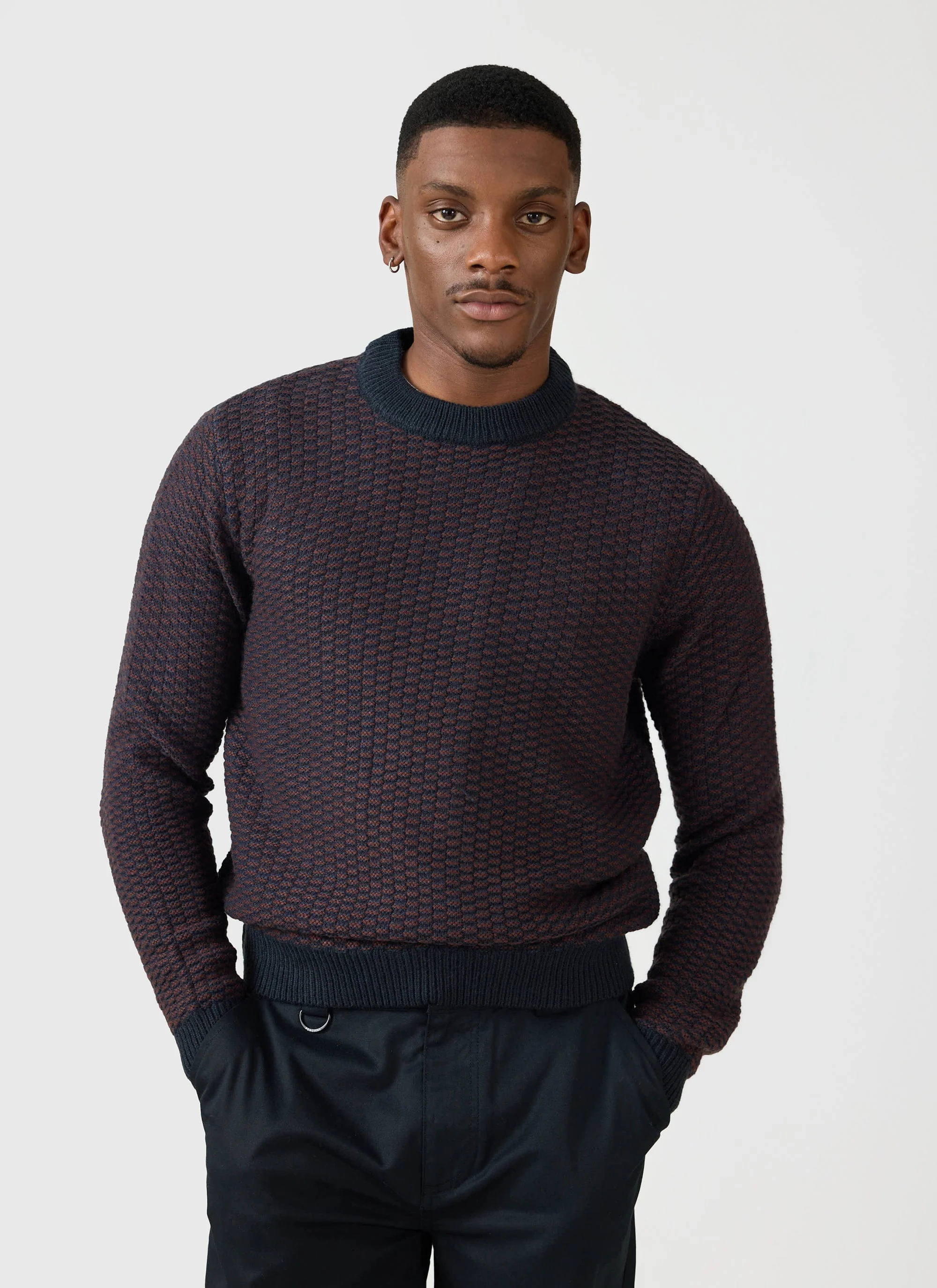 5772-charlestown-knitted-jumper-navy-burgundy-1.webp Charlestown Knitted Jumper | Navy Burgundy