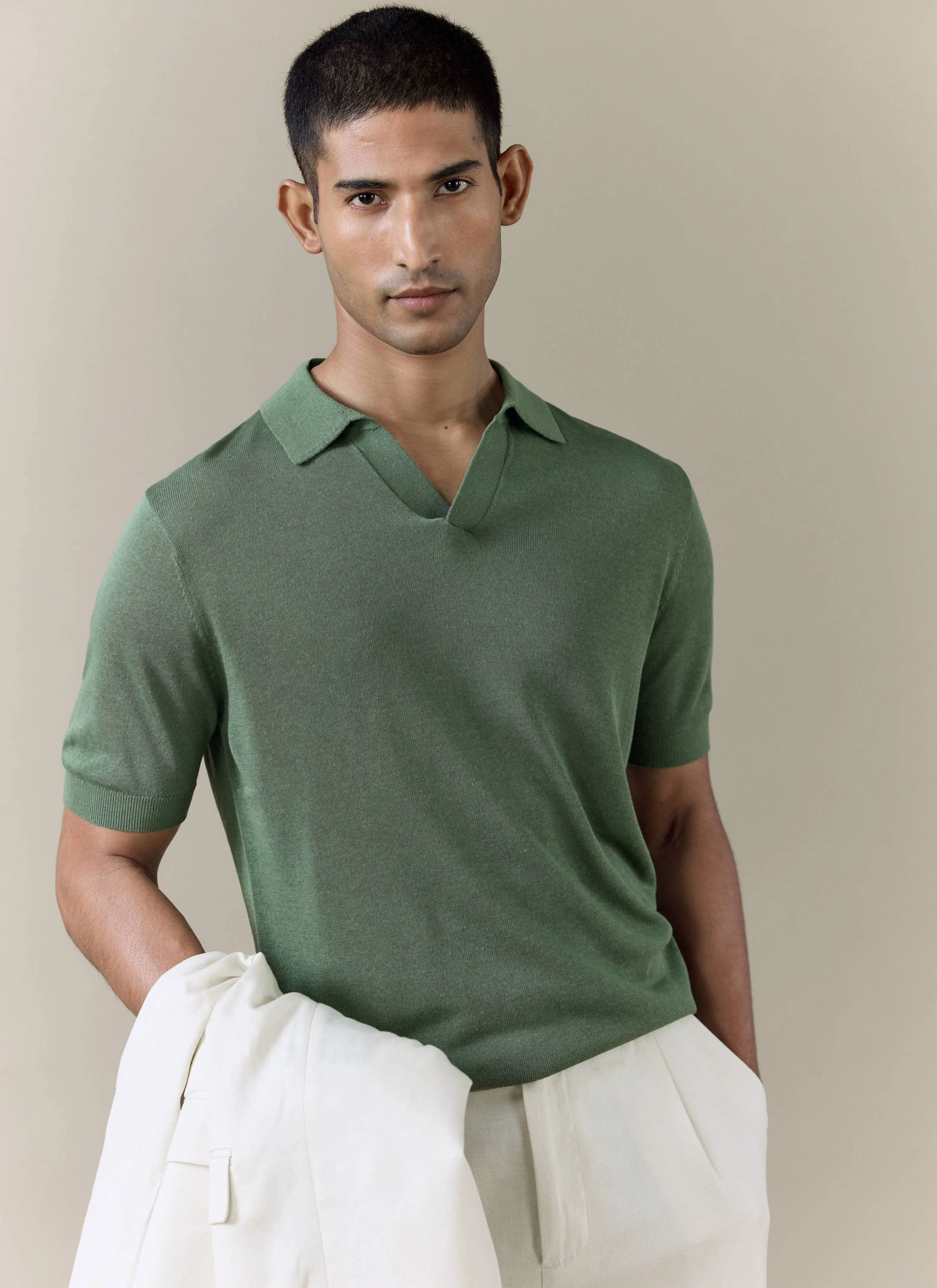 580-laurence-knitted-polo-linen-lyocell-blend-forest-6.webp Laurence Knitted Polo | Linen Lyocell Blend | Forest