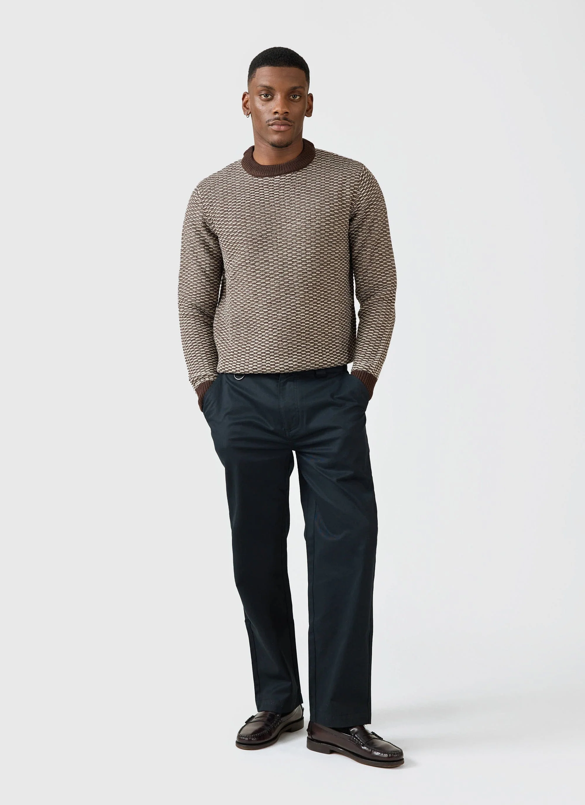 5800-straight-leg-trousers-twill-black-4.webp Straight Leg Trousers | Twill | Black