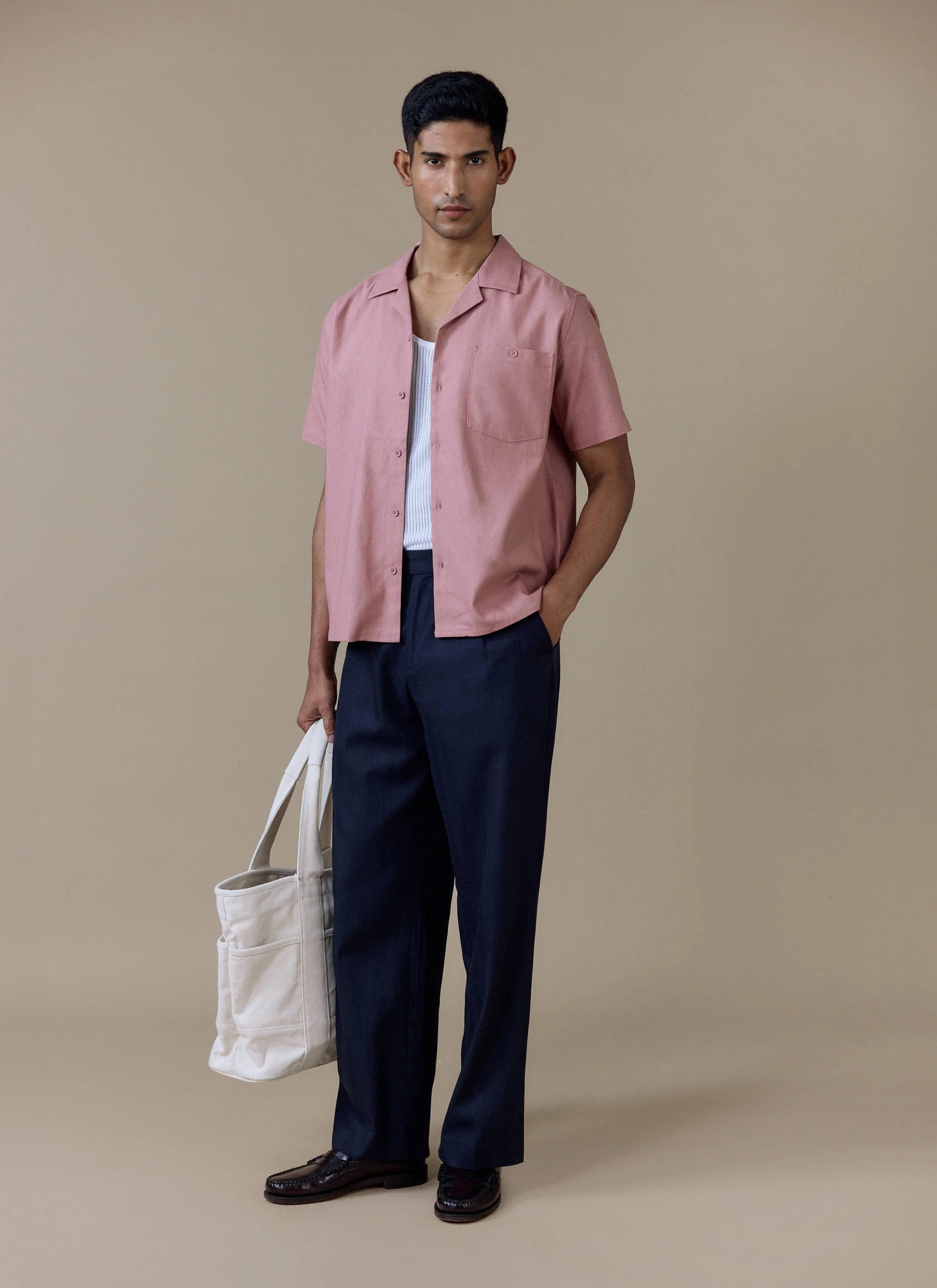 621-short-sleeve-cuban-shirt-linen-dusty-pink-2.webp Short Sleeve Cuban Shirt | Linen | Dusty Pink