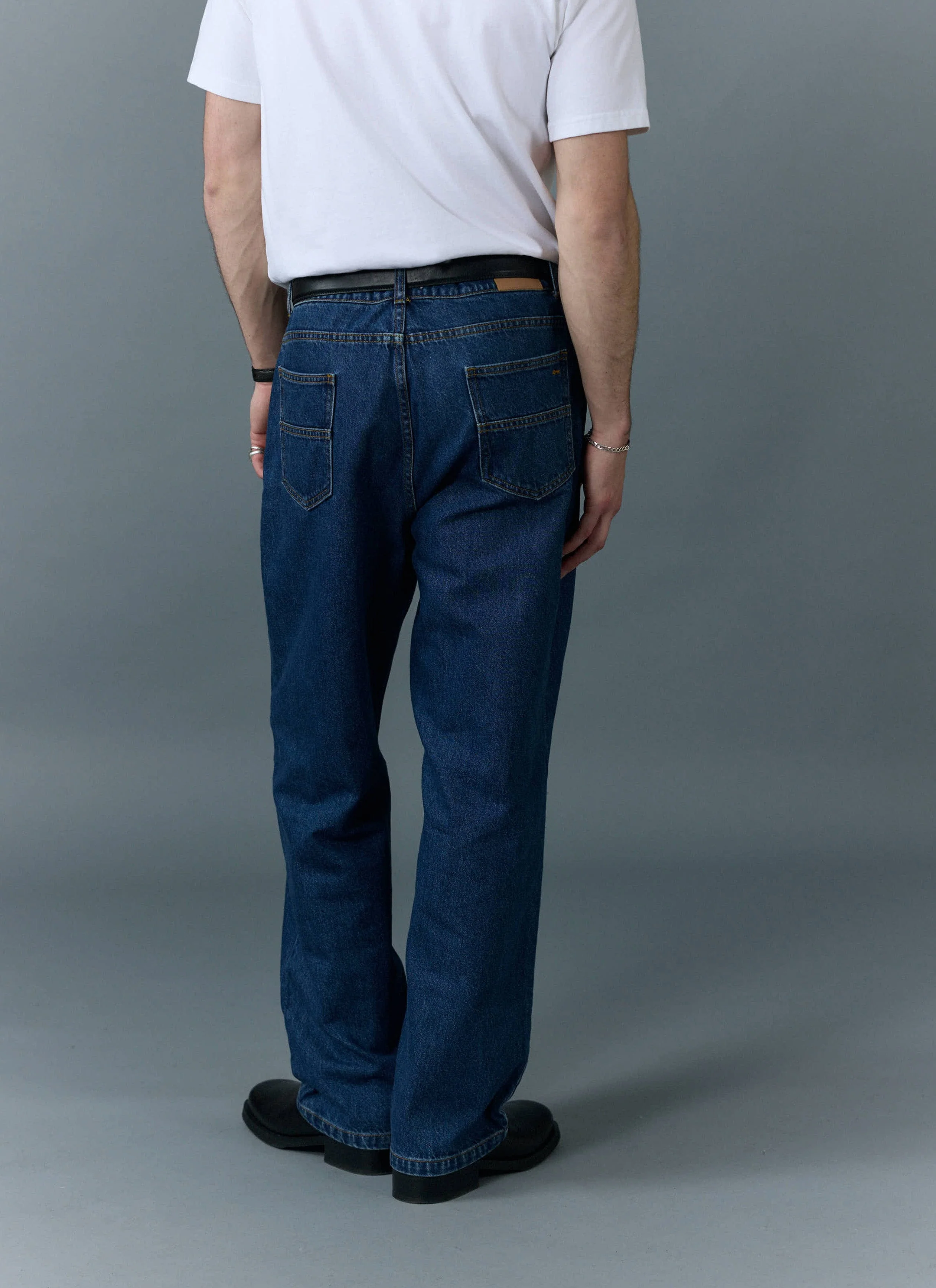 688-relaxed-leg-denim-jeans-cotton-mid-wash-blue-4.webp Relaxed Leg Denim Jeans | Cotton | Mid Wash Blue