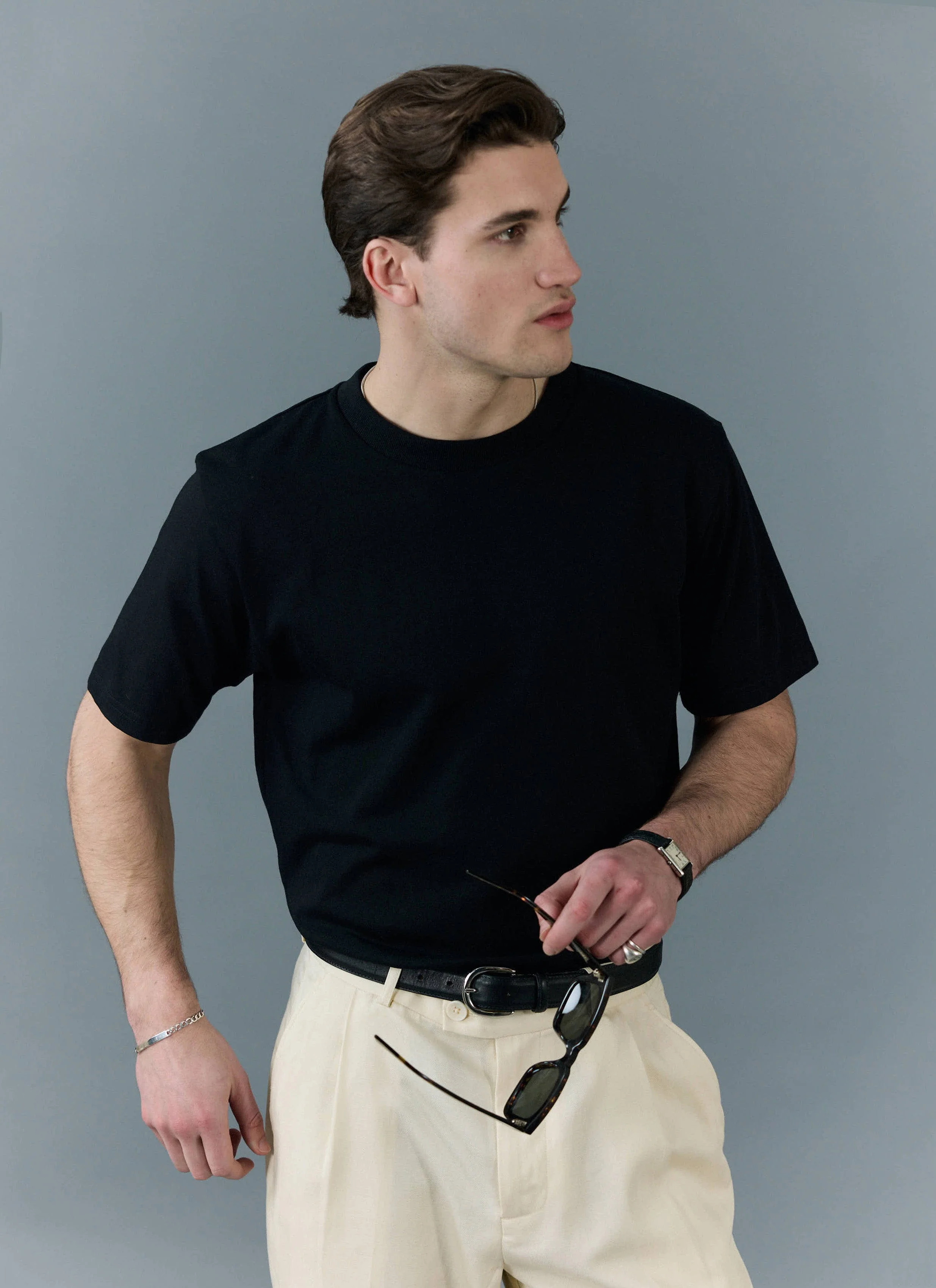 715-men-s-plain-black-t-shirt-regular-fit-organic-cotton-1.webp Men's Plain Black T Shirt | Regular Fit | Organic Cotton