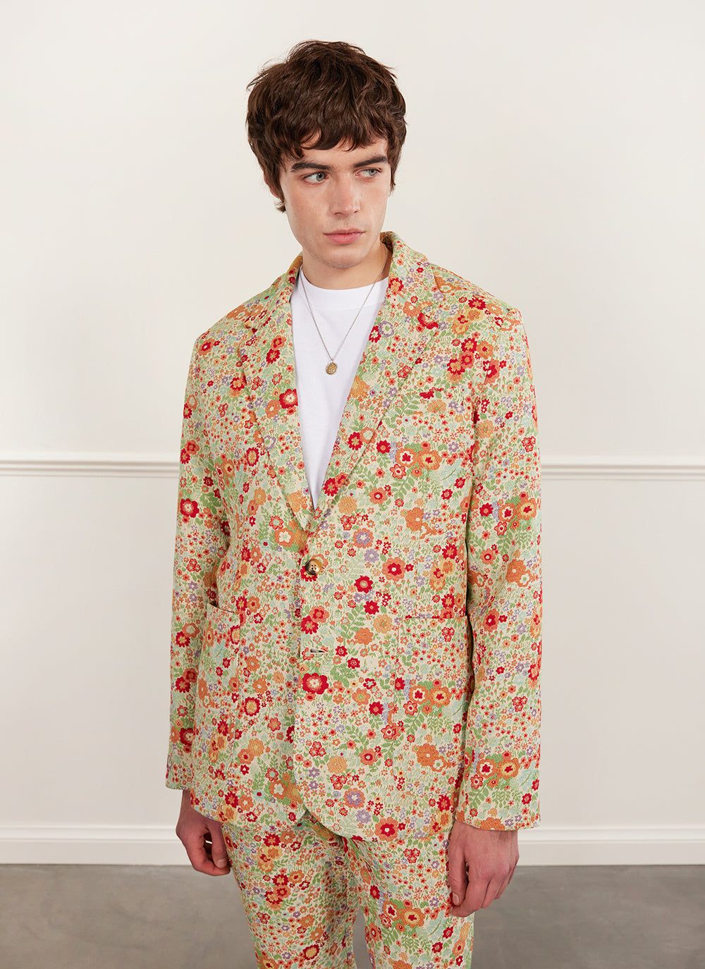 812-34-34-variation-3.jpg Floral Tailored Blazer | Multi