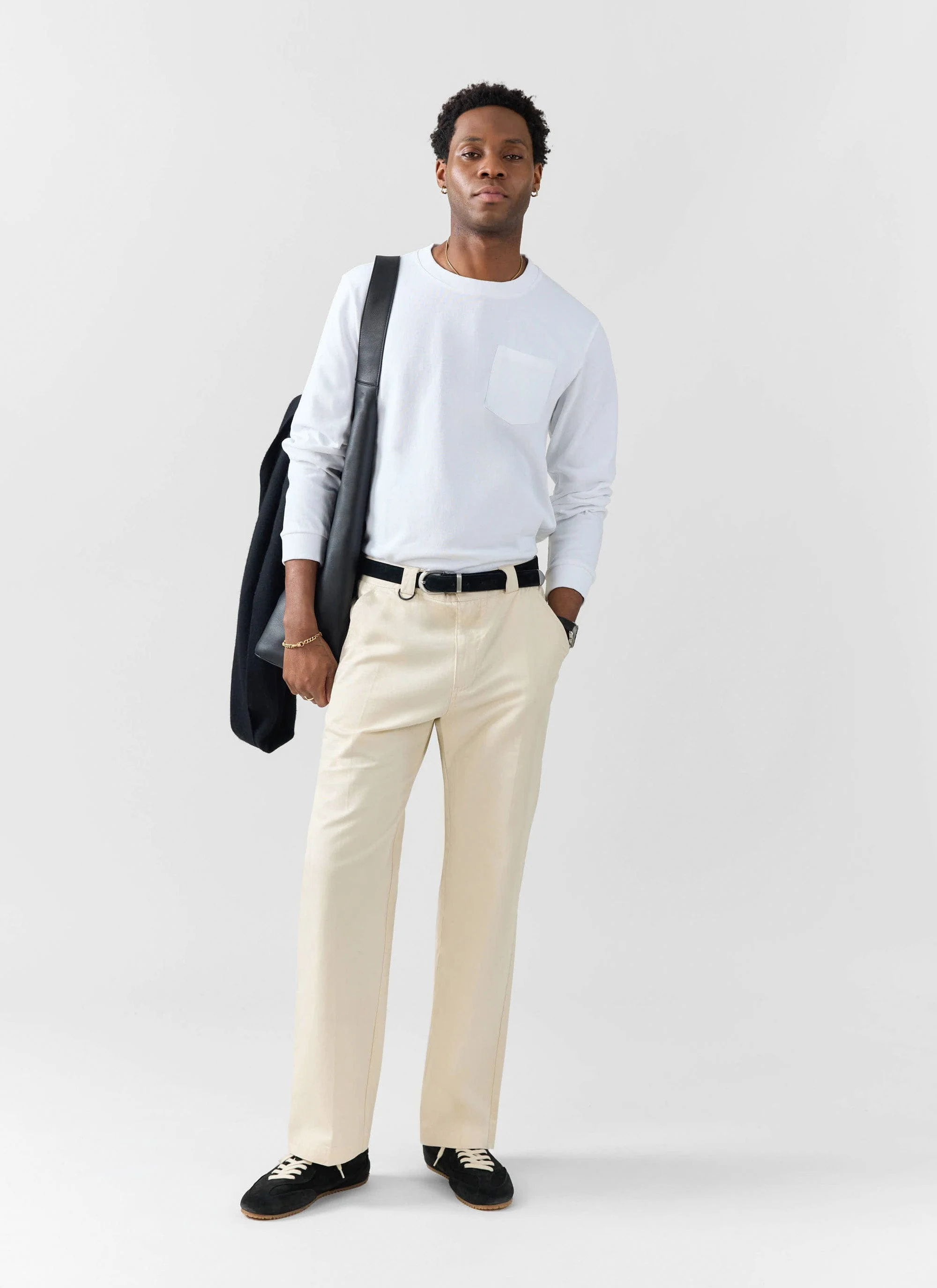 832-long-sleeve-pocket-t-shirt-organic-cotton-white-5.webp Long Sleeve Pocket T Shirt | Organic Cotton | White